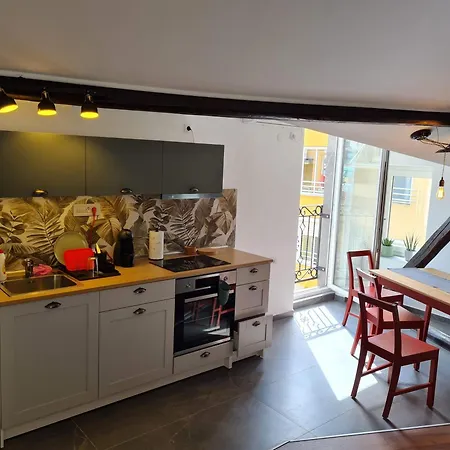 Mansarda, Apartment *